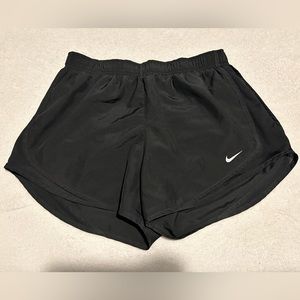 EUC Womens Nike DriFit Tempo Shorts Size Large